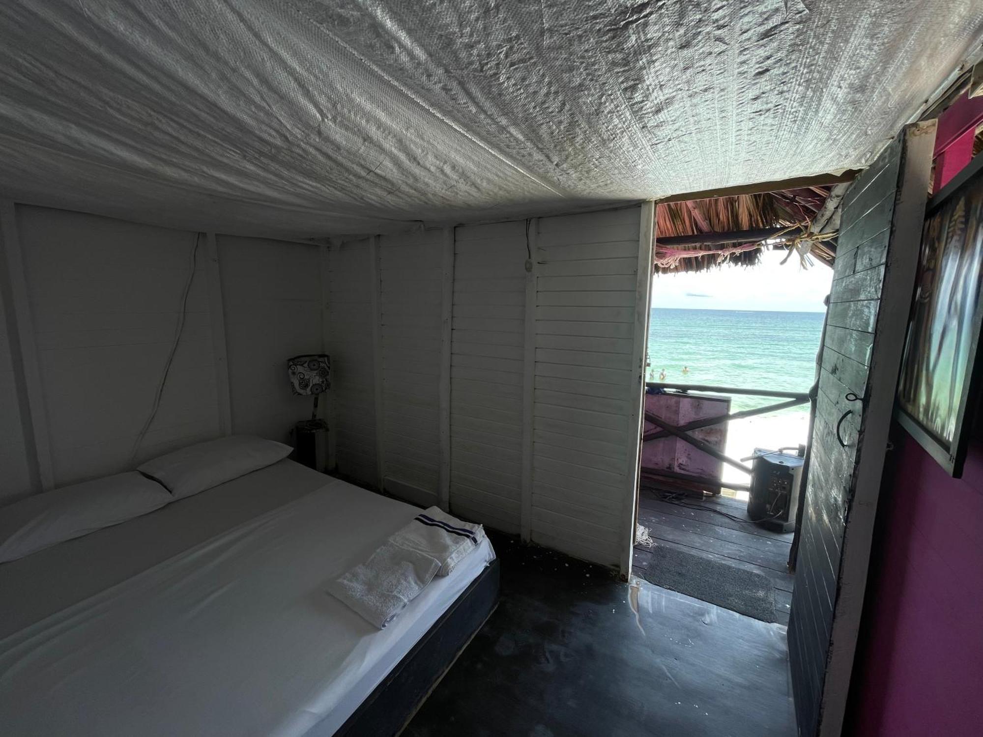 Mandala Beach Hotel Isla Barú Buitenkant foto